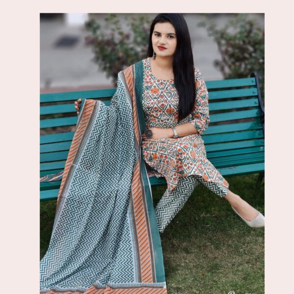 Cotton Straight Suit Set with Mirror & Gota Lace Detailing - Image 5