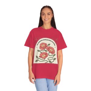 Women's One Line Flower Art Printed T-shirt - Red
