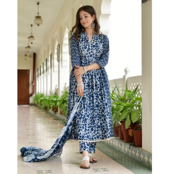 Beautiful Three-Piece Suit with Mirror Work & Embroidery - Image 5